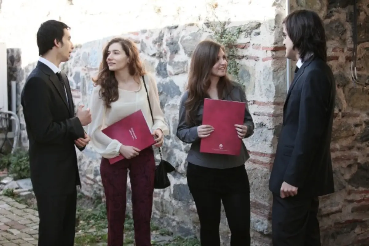 TEV Yurtdışı Burslarına İspanya\'yı Ekledi