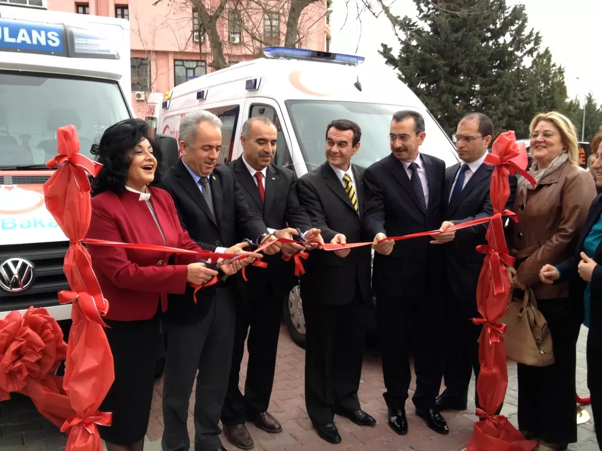 Yalova\'ya 3 Yeni Ambulans