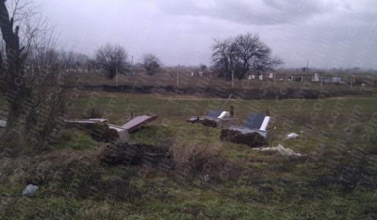 (Yeniden) Arnavutların Mezarları Tahrip Edildi