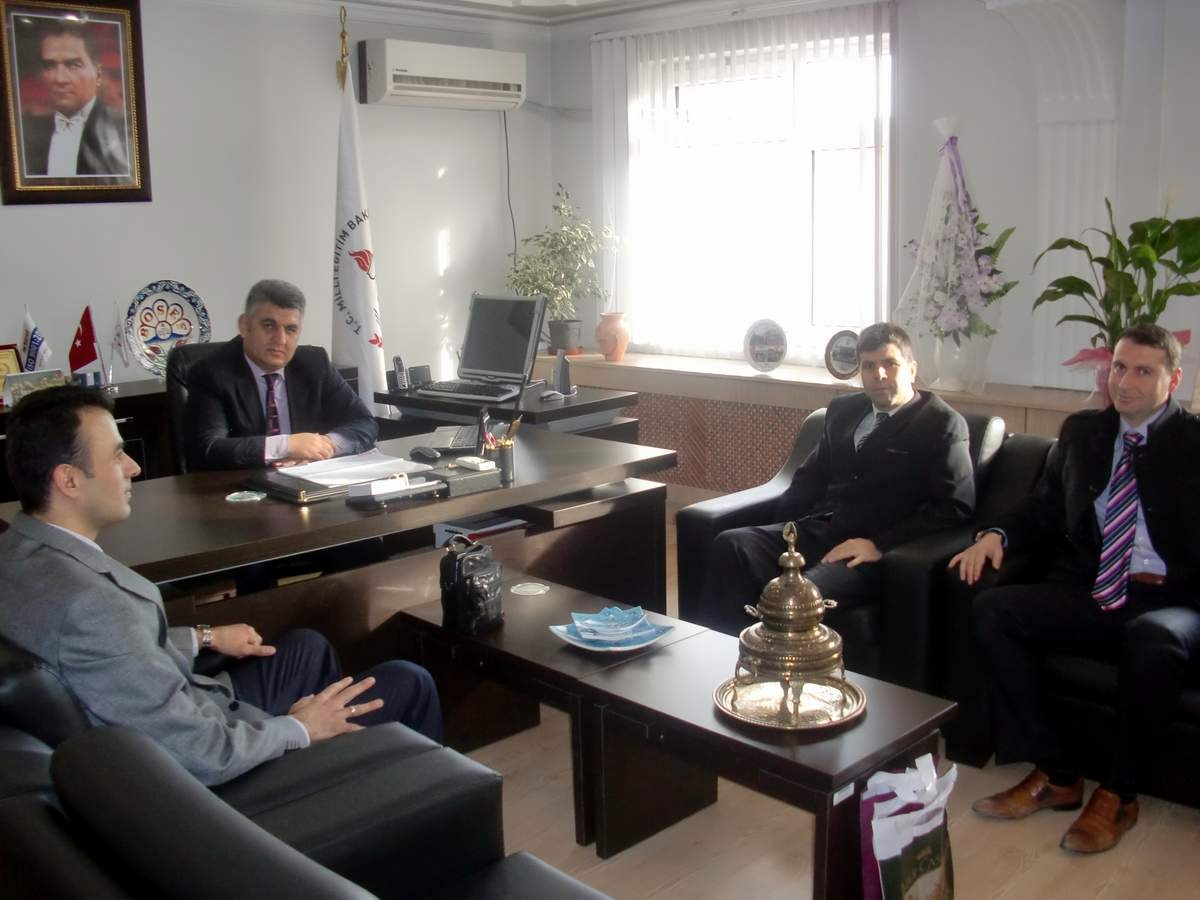 Aktif Eğitim-Sen Bozüyük Temsilcisinden İlçe Milli Eğitim Müdürü Başıbüyük\'e Ziyaret