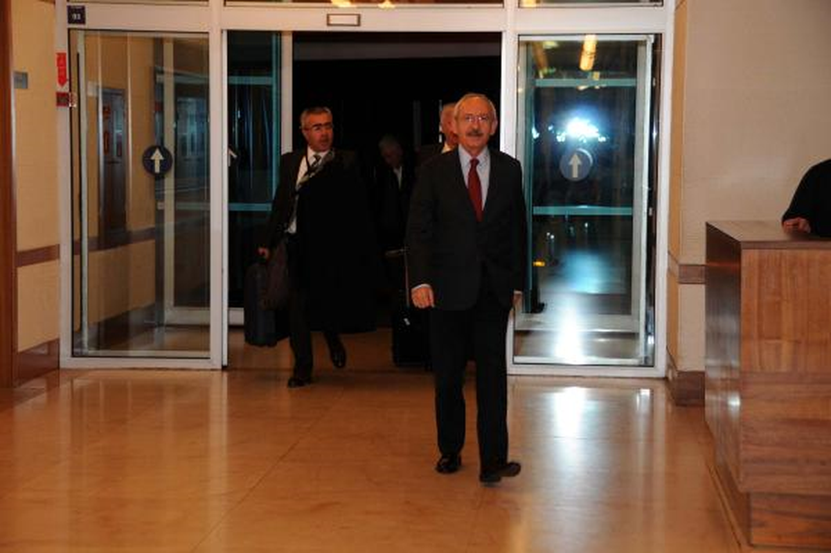 CHP Lideri Kemal Kılıçdaroğlu Yurda Döndü