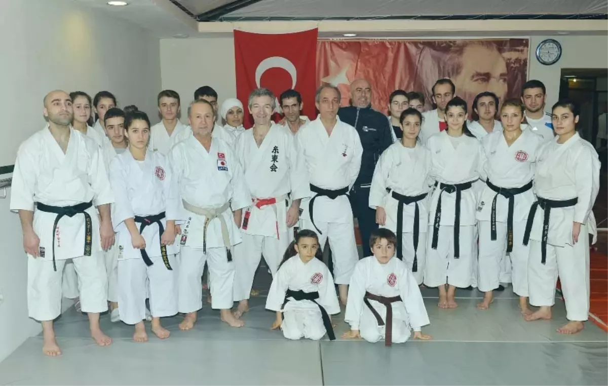 Dünya Karate Komite Başkanı Esteban Perez Matas, İzmir\'de