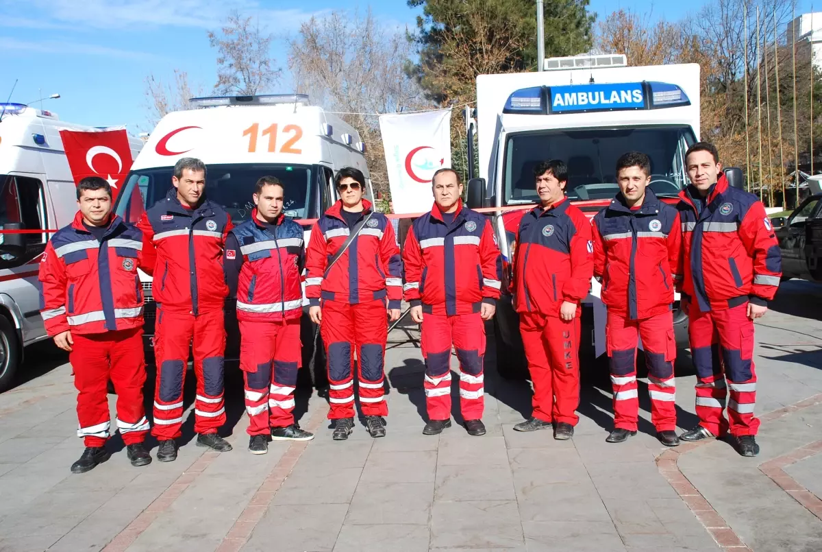 Isparta\'da Beş Ambulans Hizmete Girdi