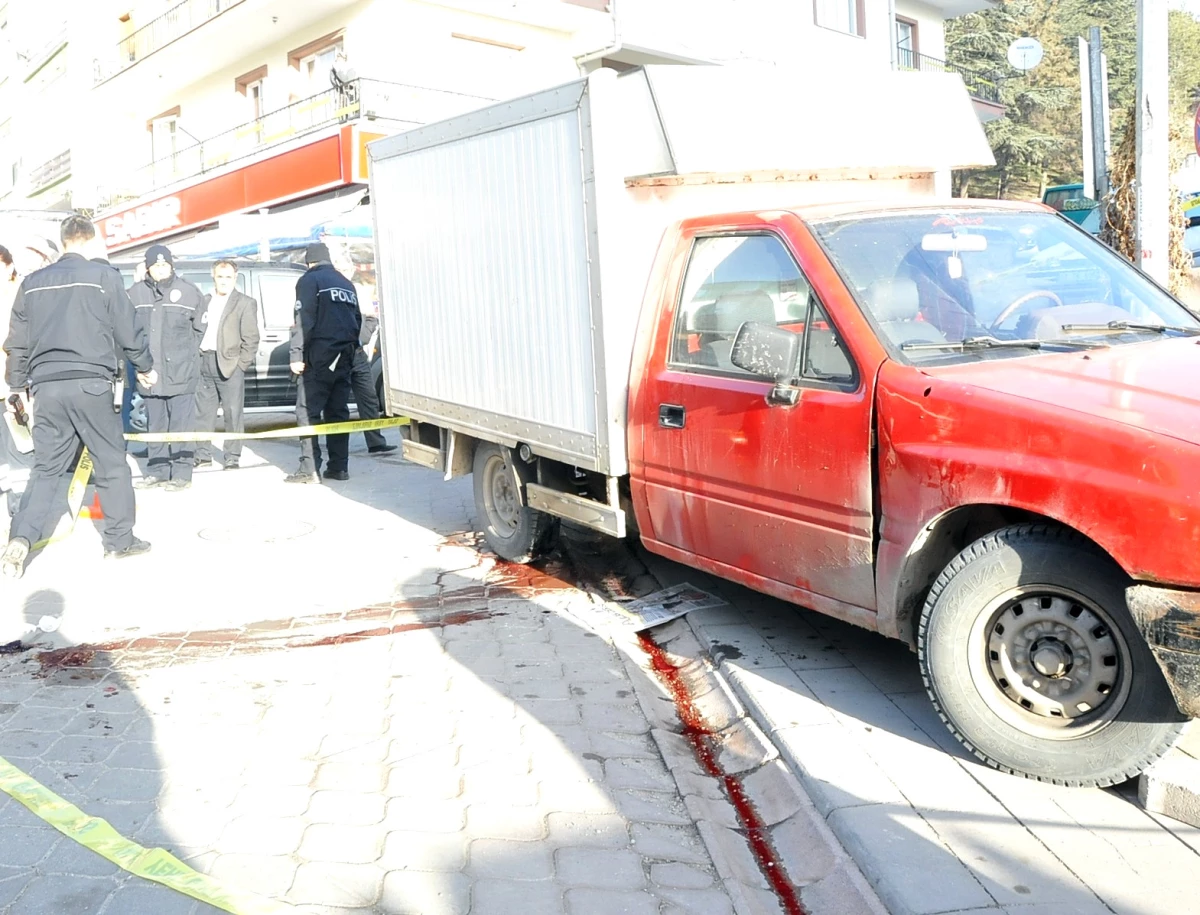 Kızılcahamam\'da Trafik Kazası: 1 Ölü