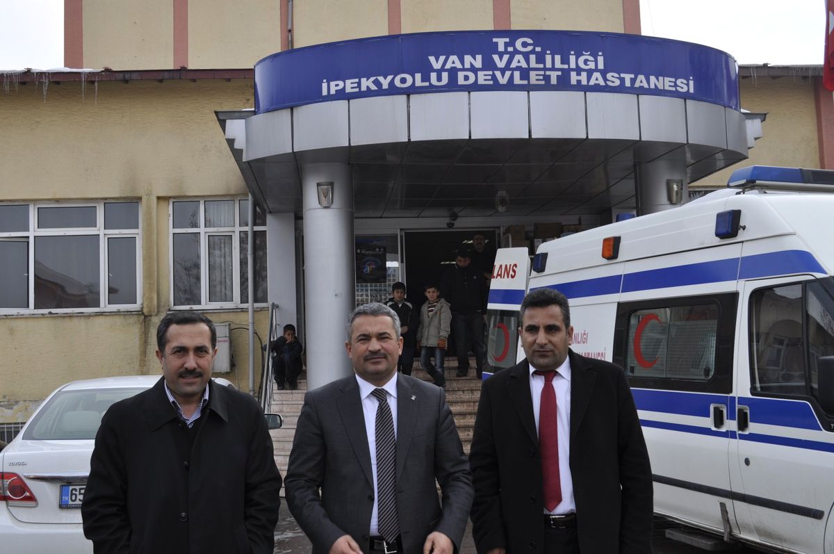 Ak Partili Aras\'tan İpekyolu Hastanesi\'ne Ziyaret