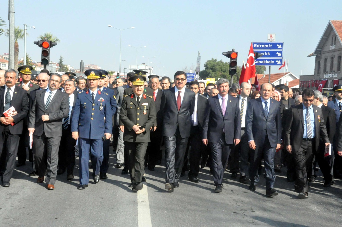 Atatürk\'ün Balıkesir\'e Gelişinin 90. Yıldönümü Törenlerle Kutlandı
