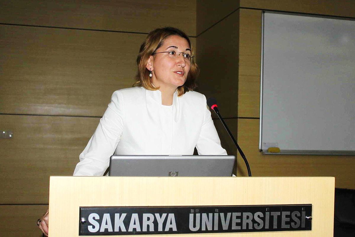 Doç. Dr. Nursan Çınar Emzirmenin Çevre Dostu Olduğunu Açıkladı