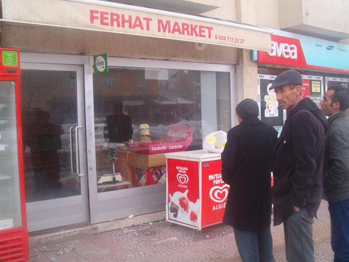 Varto\'da Hırsızlık