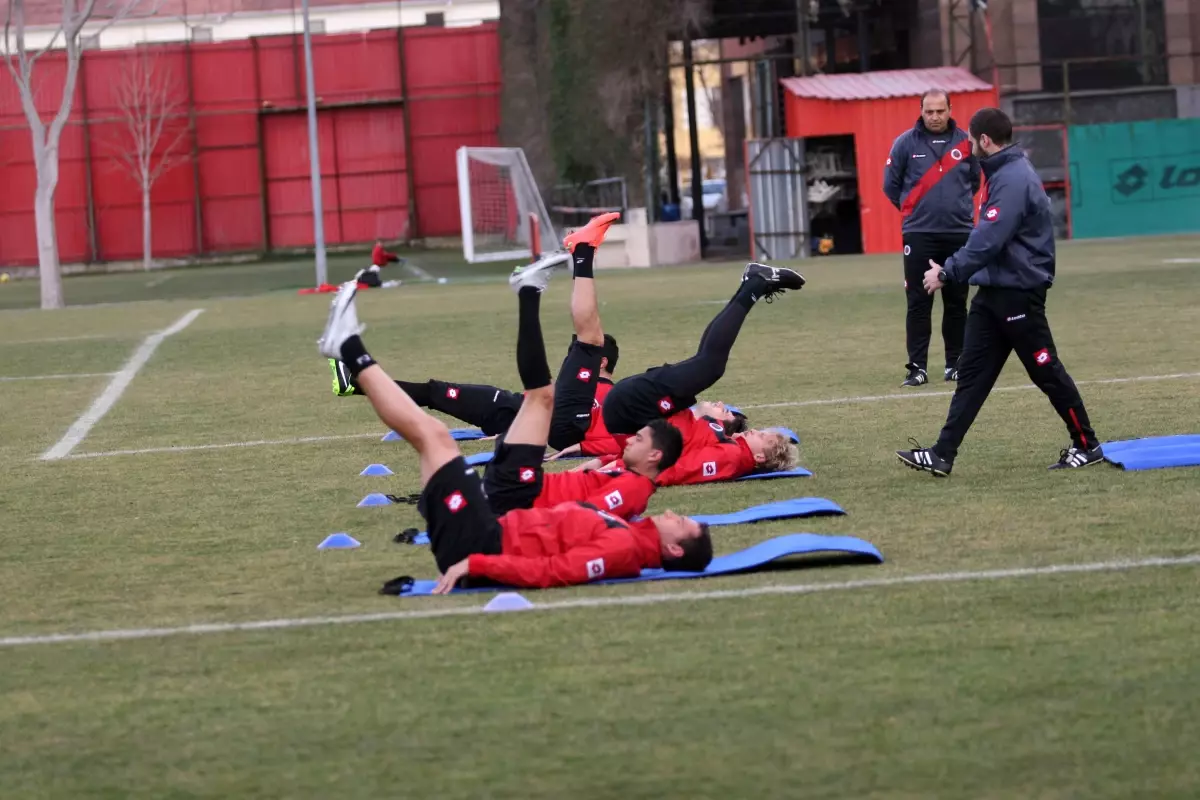 Genlerbirliği\'nde Eskişehirspor Maçı Hazırlıkları