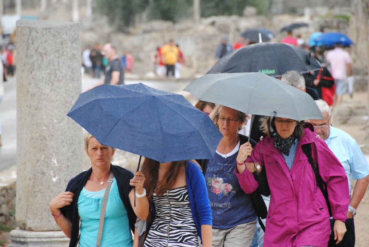 İç ve Batı Bölgelerde Kuvvetli Rüzgara Dikkat