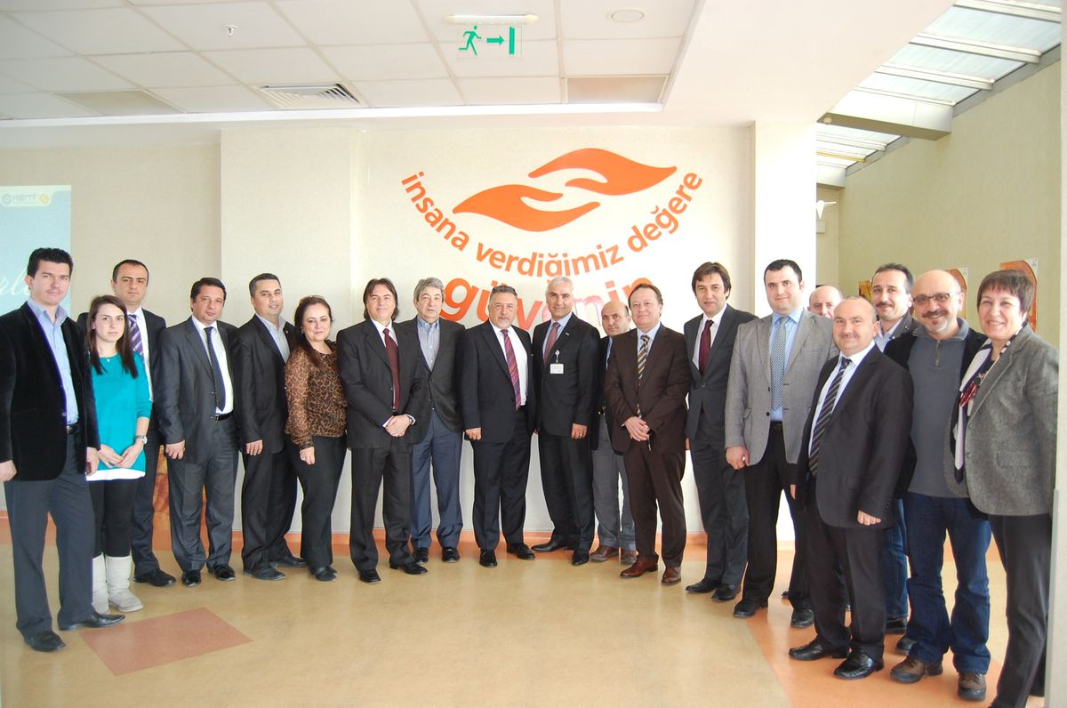 İzmirli Medya Yöneticileri Kent Hastanesi\'nde