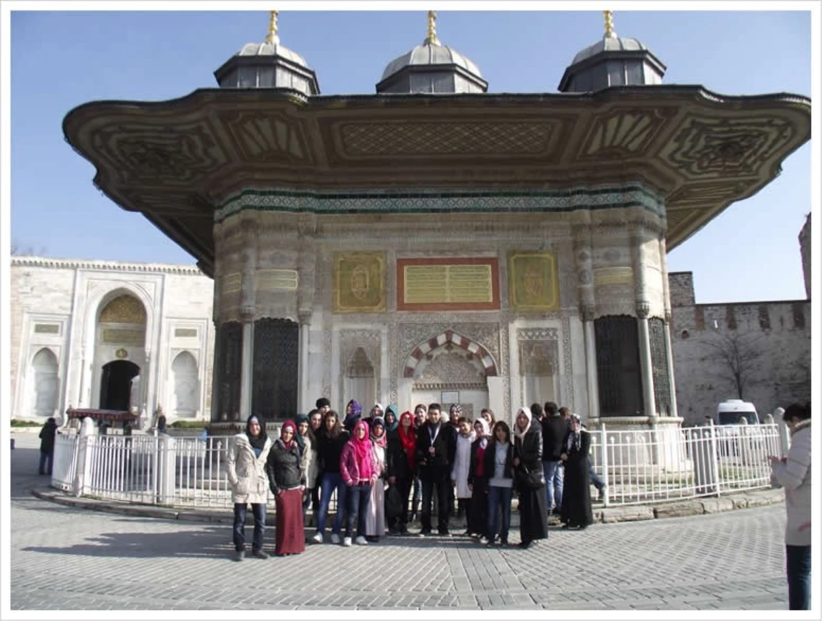 Sasonlu Kız Öğrenciler İstanbul\'u Gezdi