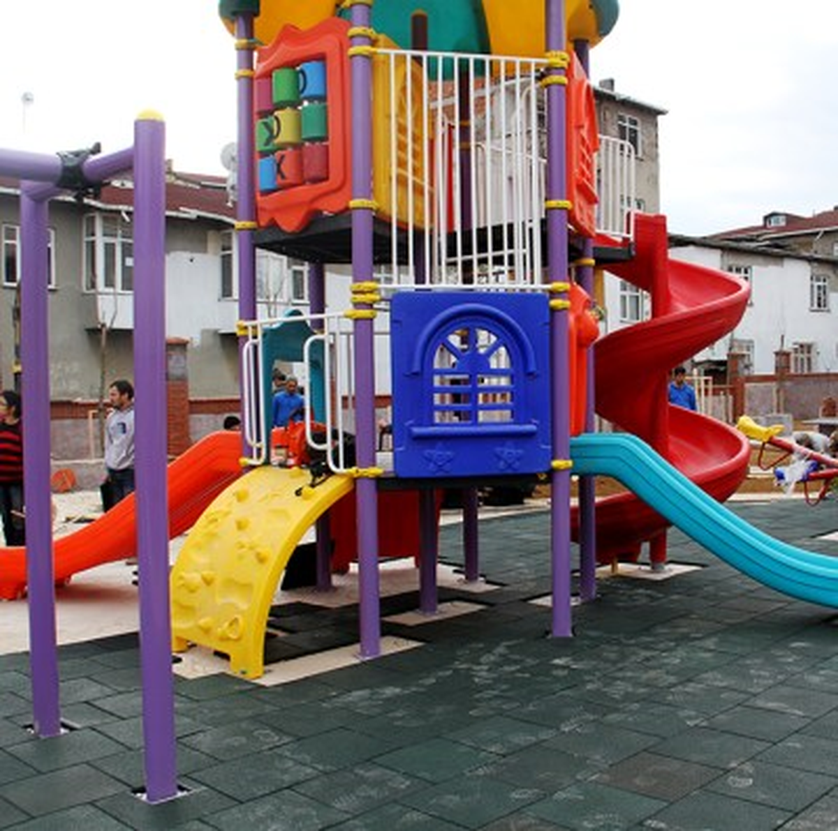 Sultanbeyli Parklarla Güzelleşiyor
