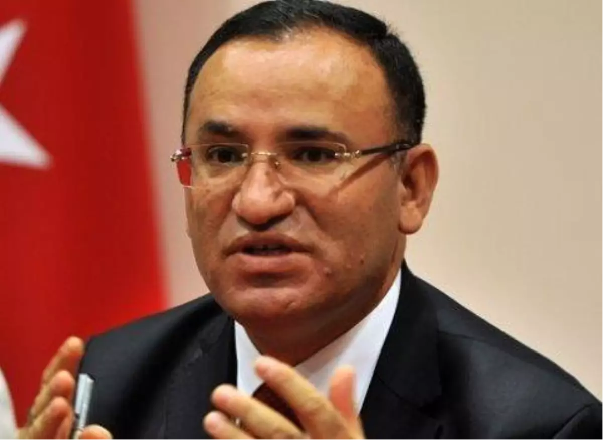 1 Bekir Bozdağ Myk Öncesi Gazetecilerin Sorularını Yanıtladı