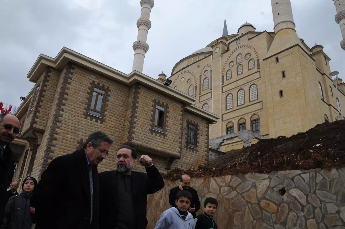 Abdülhamit Han Taziye Evi Açıldı