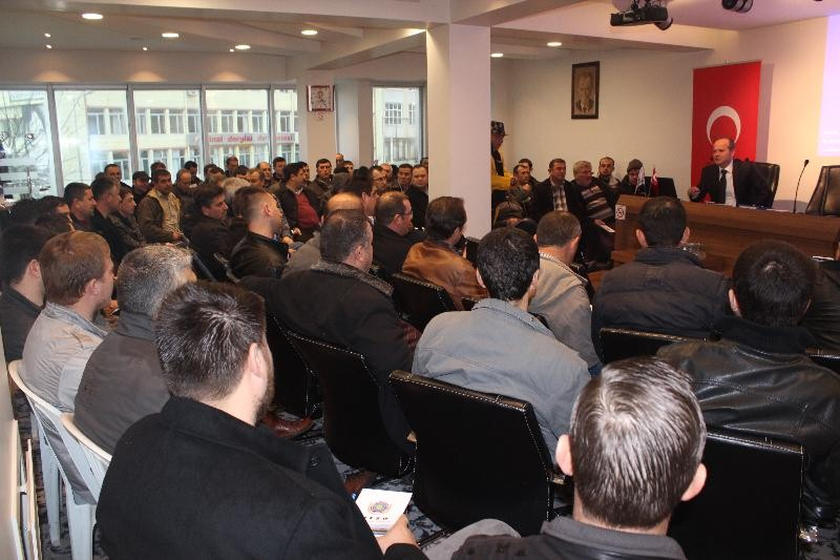Biçerdöver Operatörlüğü-Traktör Bakım ve Onarımı Eğitimleri Başladı