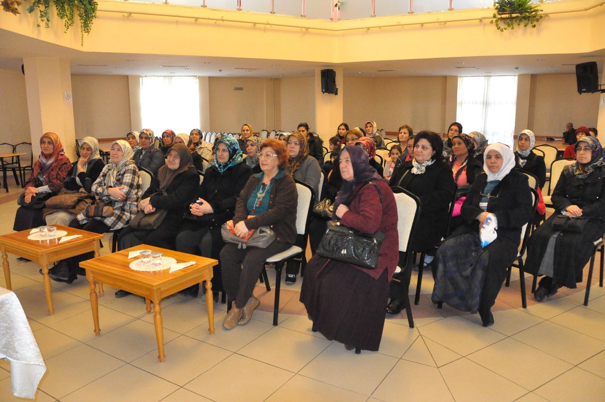 Gölbaşı\'da Kadınlara Yönelik Seminerler