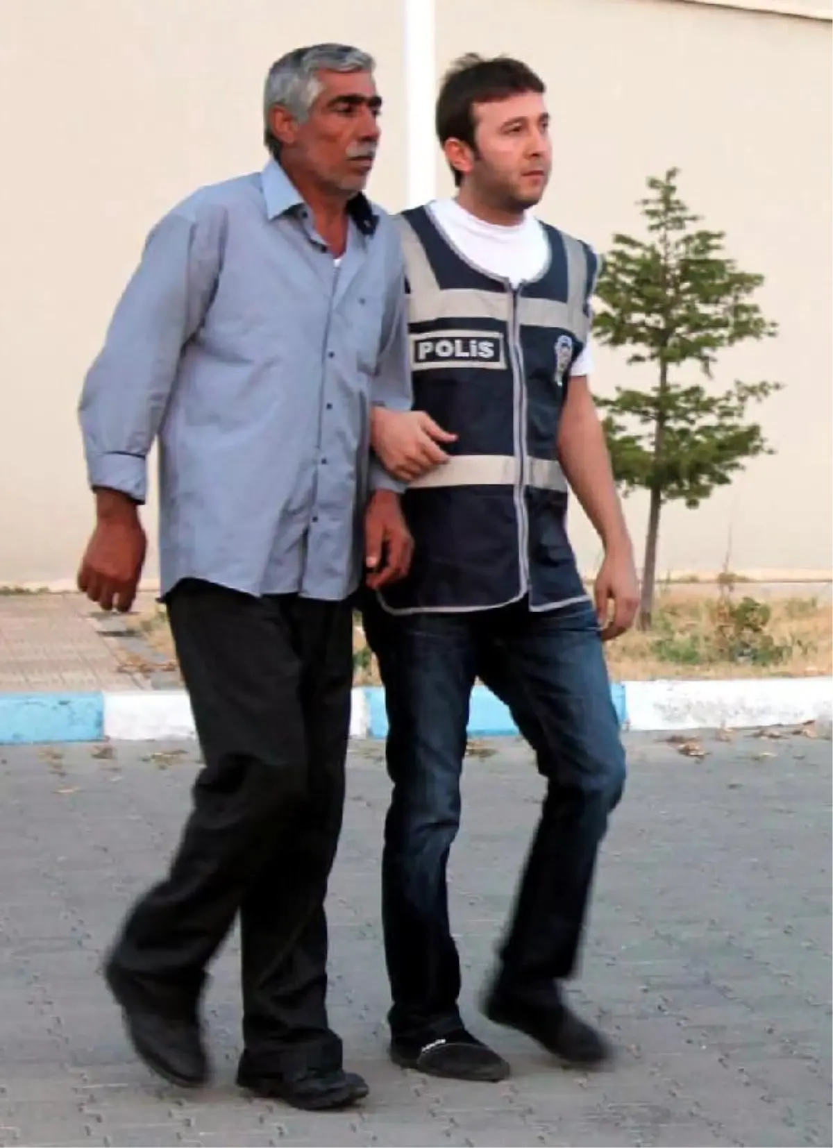 İranlı Casuslara Aşçılık Yaptırılmış