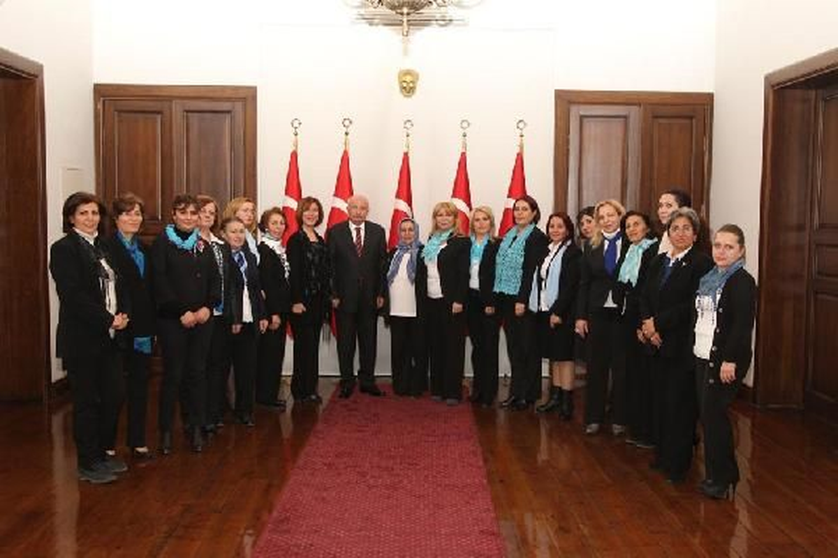 Kadın Muhtarlardan Ankara Valiliği\'ne Ziyaret