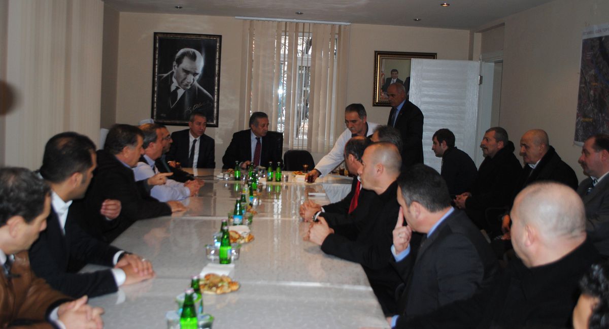 MHP Genel Başkan Yardımcısı Adan: "Teşkilatlarda Oluyor Böyle Şeyler"