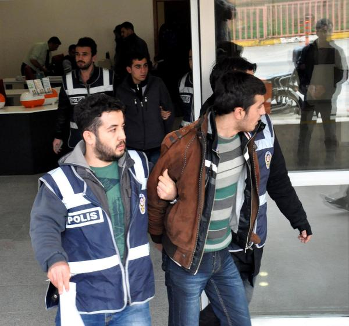 Şanlıurfa\'da 3 Hırsızlık Şüphelisi Yakalandı