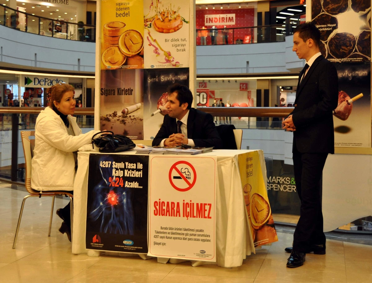 9 Şubat Dünya Sigara Bırakma Günü\'nde Sigaranın Zararları Anlatıldı