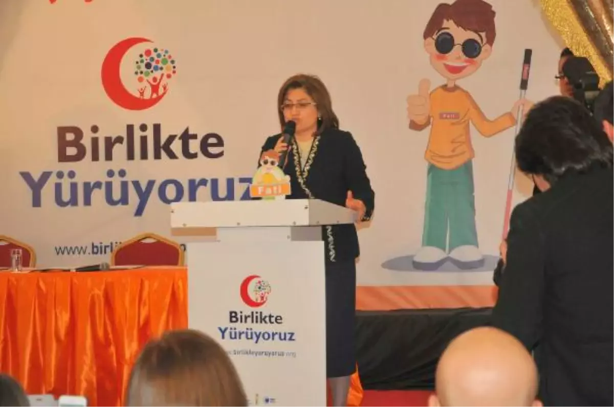 Bakan Fatma Şahin \'Birlikte Yürüyoruz\' Kampanyasının Startını Verdi