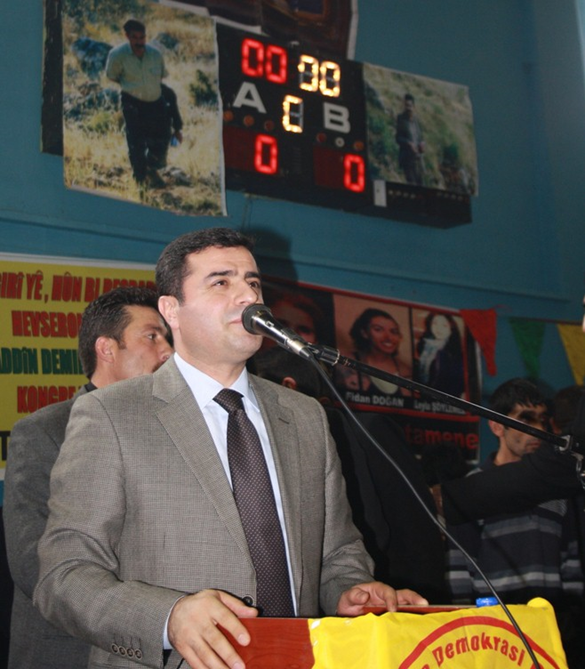 Demirtaş: İsim Önemli Değil