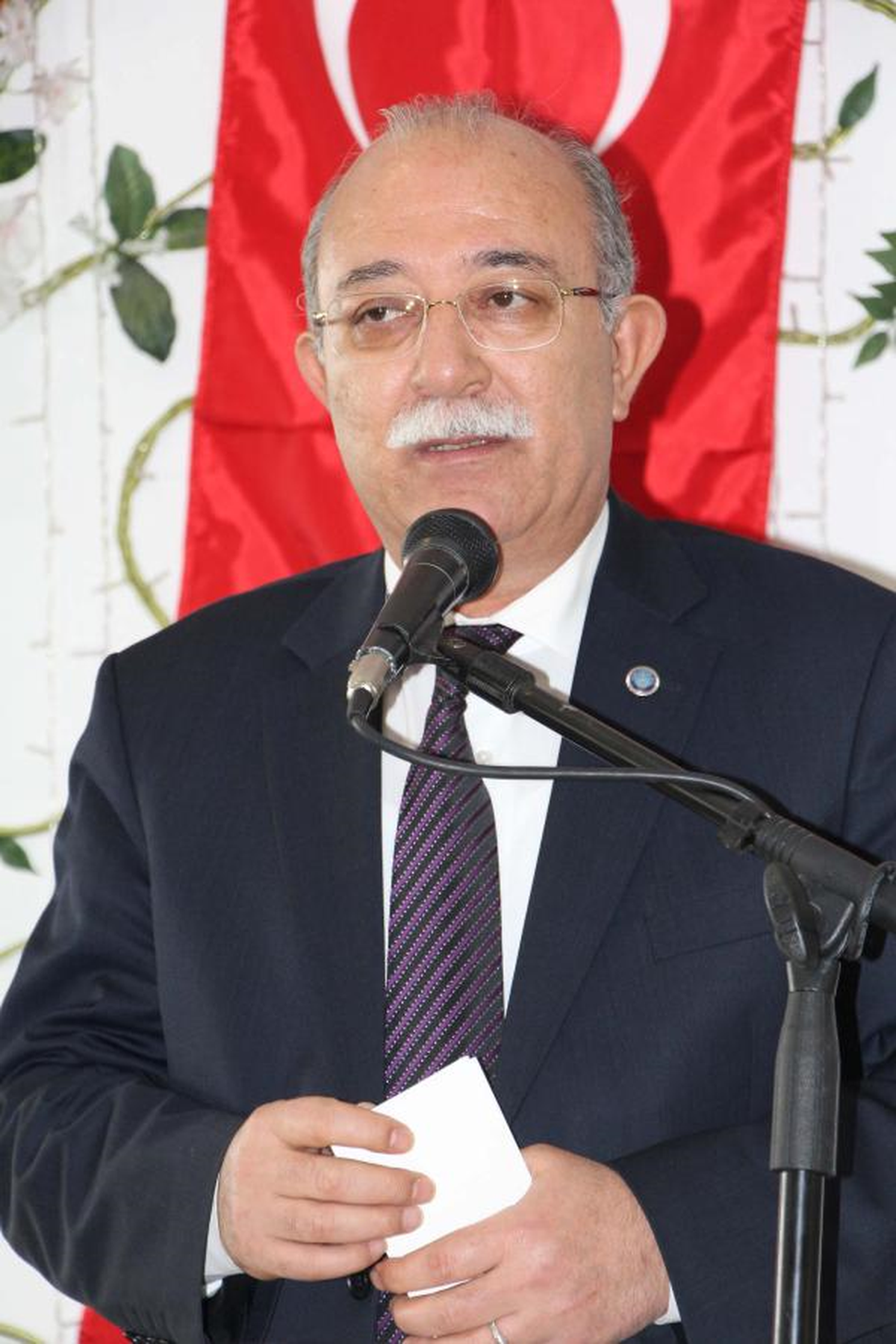 Koncuk: Hükümet Memuru Karşısına Alamaz
