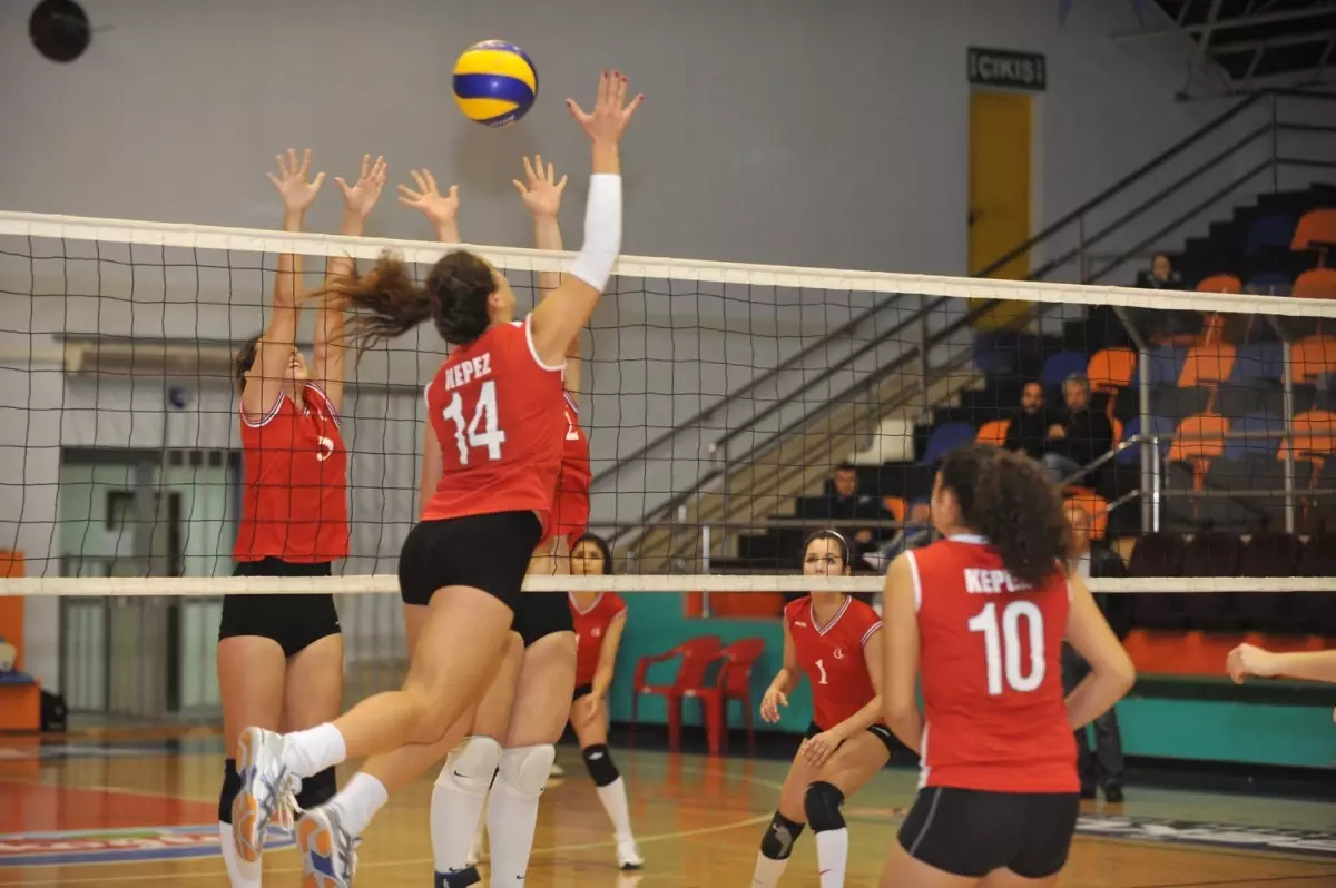 Kepez Voleybolda Bir İlke İmza Attı