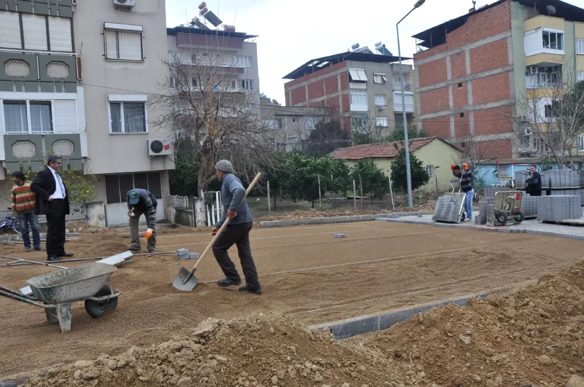 Yeni Mahallede Yeni Yol Çalışmaları Sürüyor