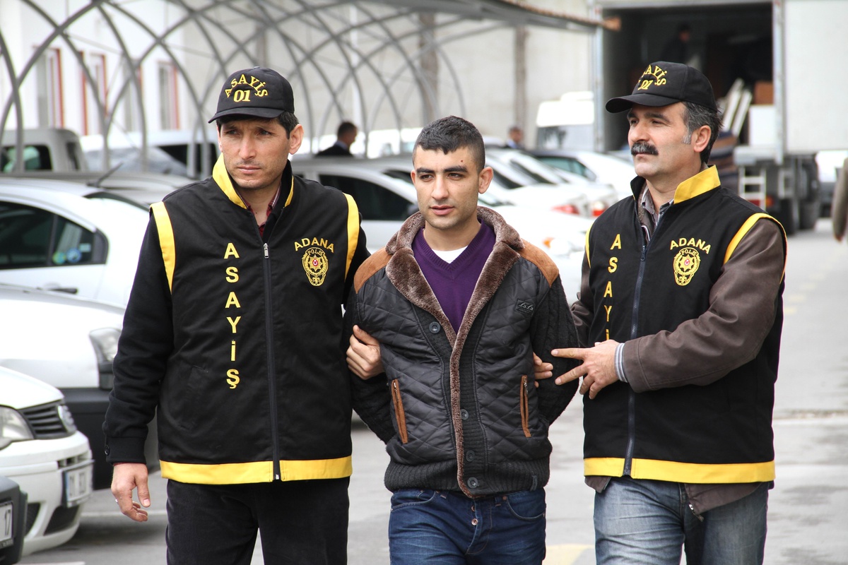 Arkadaşlarının Evine Giren Hırsız Zanlısının Pişmanlığı