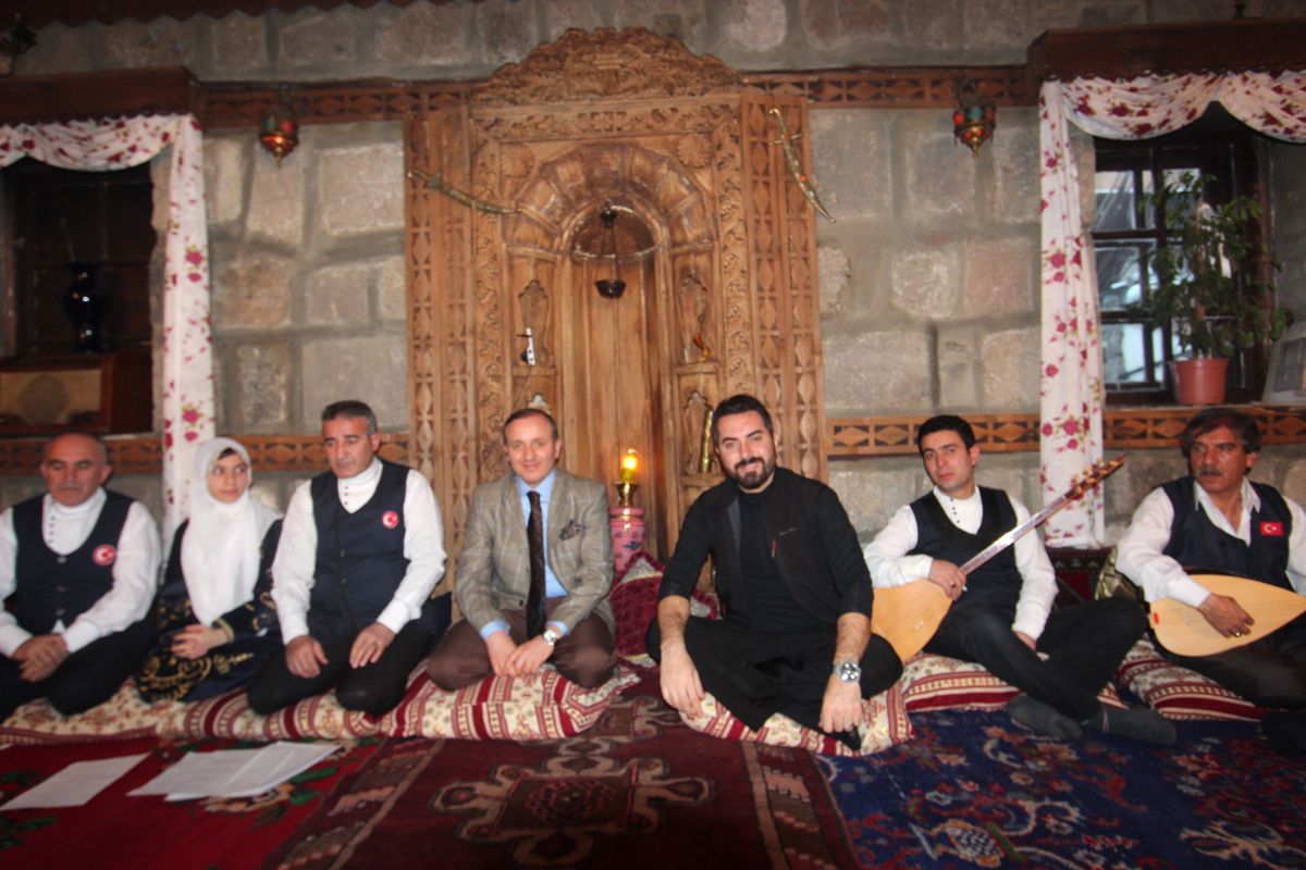 Başkan Küçükler, "Davetsiz Misafir" Programında Erzurum\'u Anlattı
