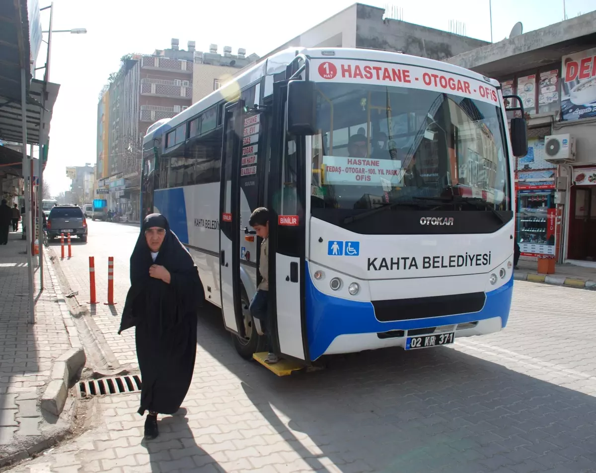 Belediye Otobüsleri Her Gün Dört Bin Kişi Taşıyor