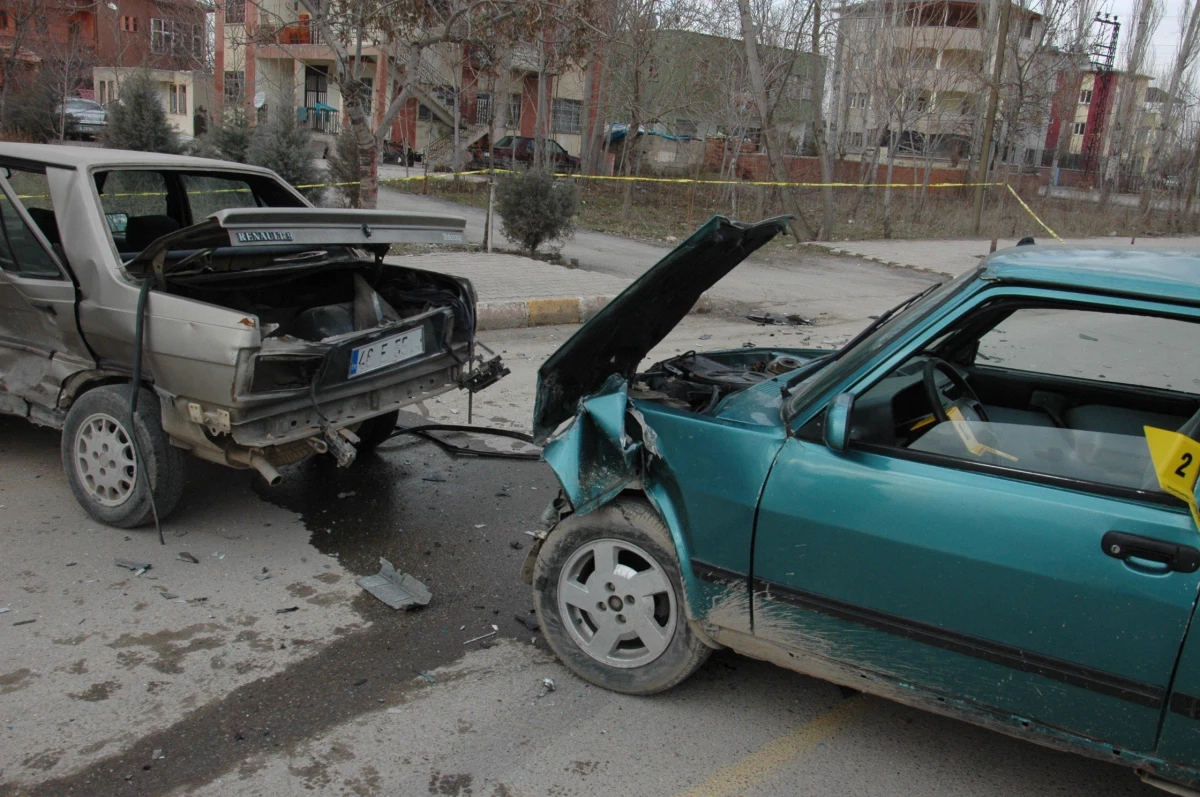 Elbistan\'da Trafik Kazası