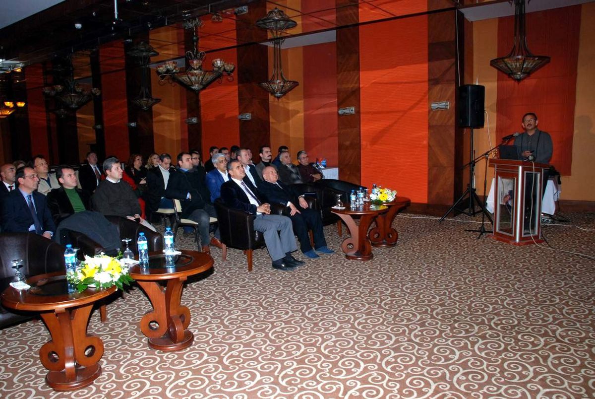 Özhaseki, Adanalılar\'a Erciyes\'i Anlattı