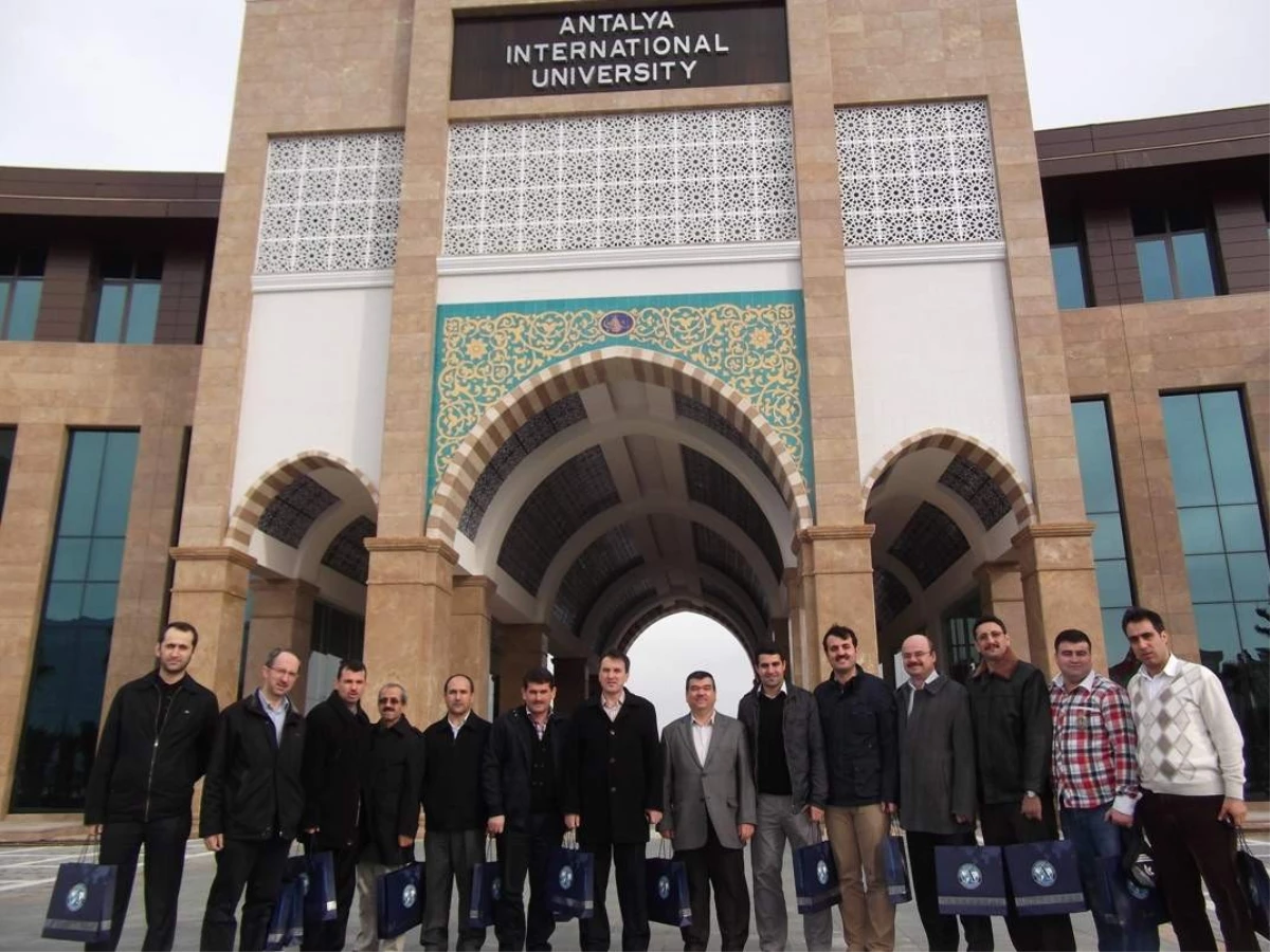 Şehzade Mehmet Öğretmenleri Antalya\'da Toplandı