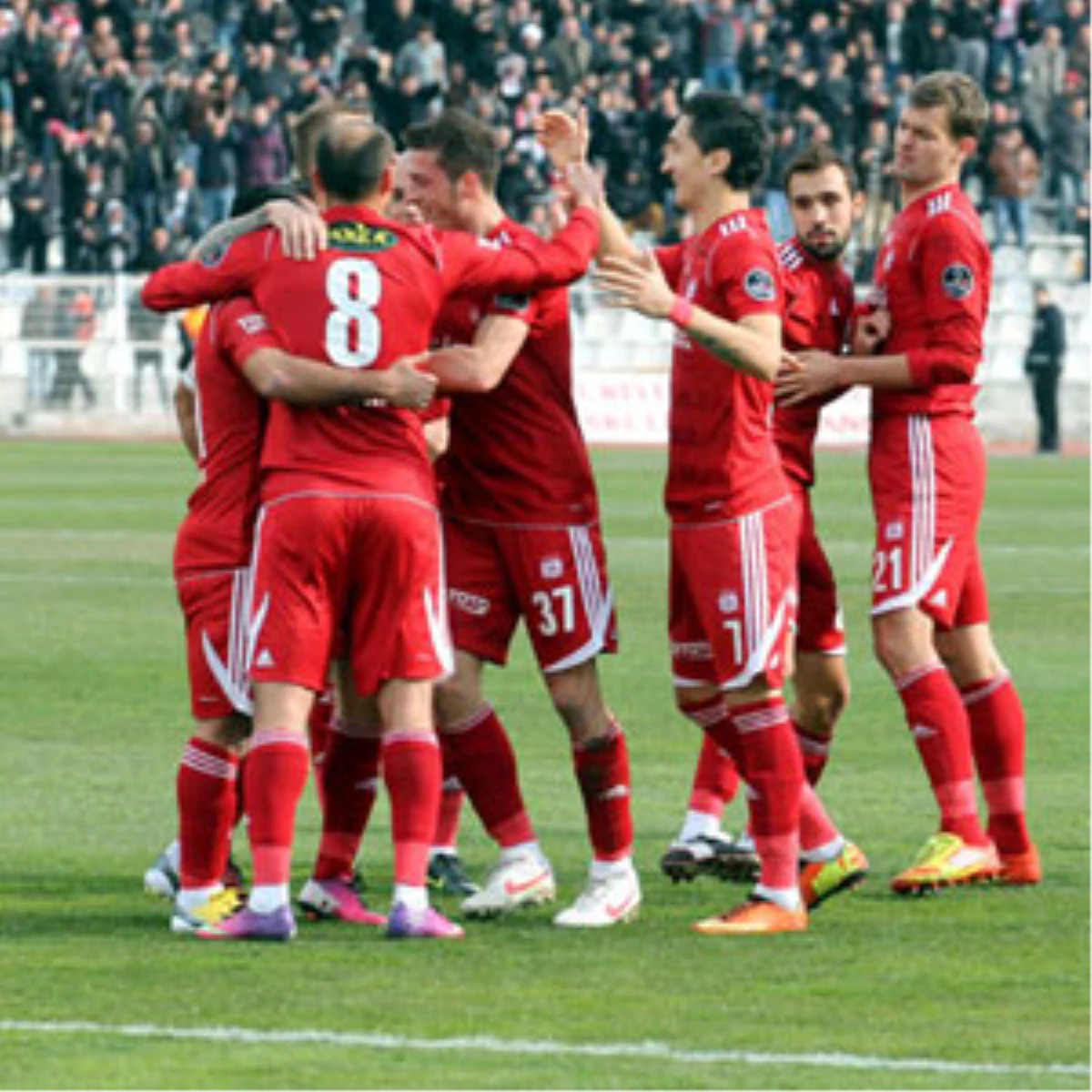 Sivasspor Trabzon\'un Rüzgarını Kesti