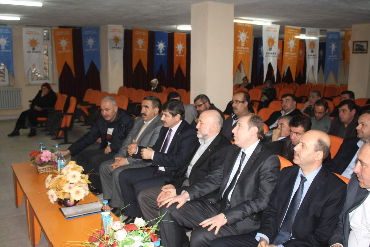 Şuhut İlçesinde AK Parti Teşkilatı Toplantısı