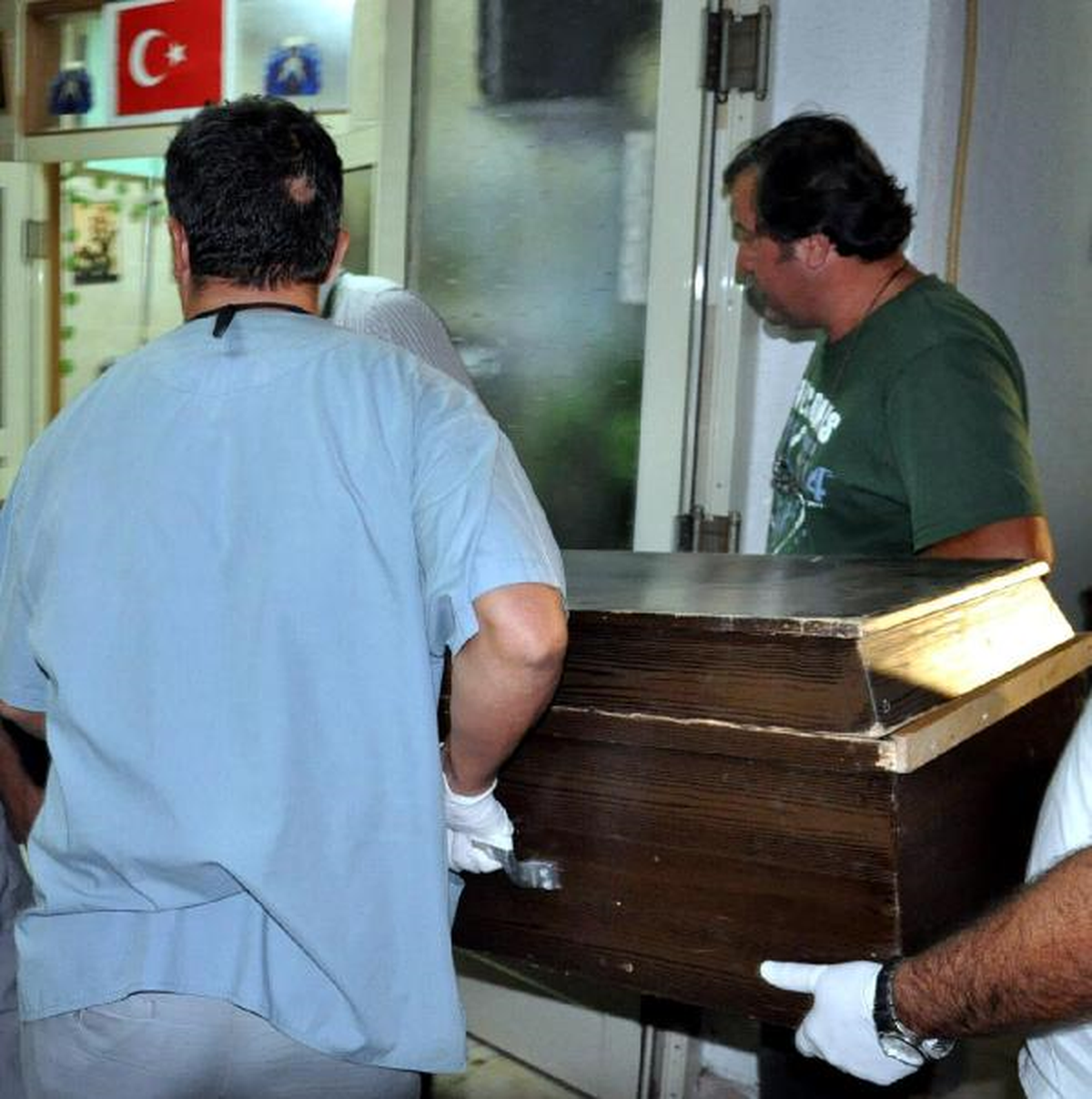 Terk Edilmiş Kamyonette Şüpheli Ölüm