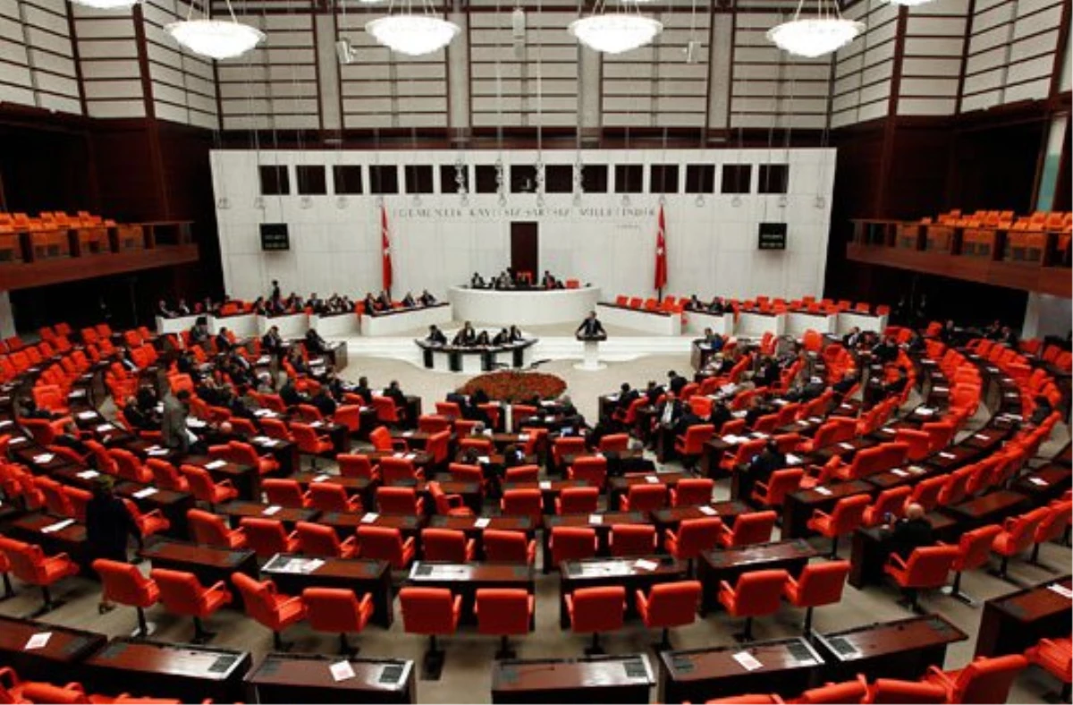 Türkiye Yeni Anayasasını Hazırlıyor