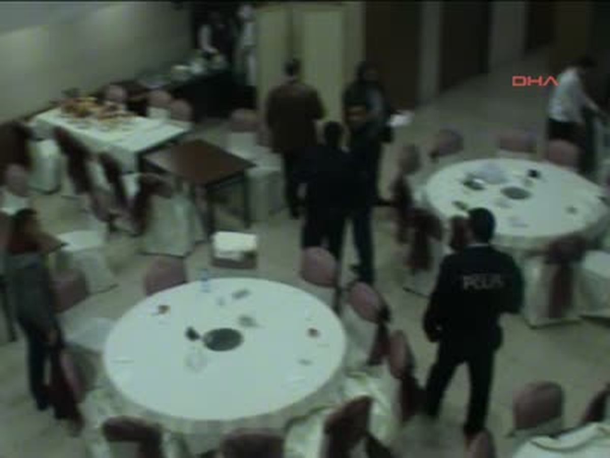 Zonguldak Polisi Alarma Geçiren İhbar Asılsız Çıktı Polisi Alarma Geçiren İhbar Asılsız Çıktı