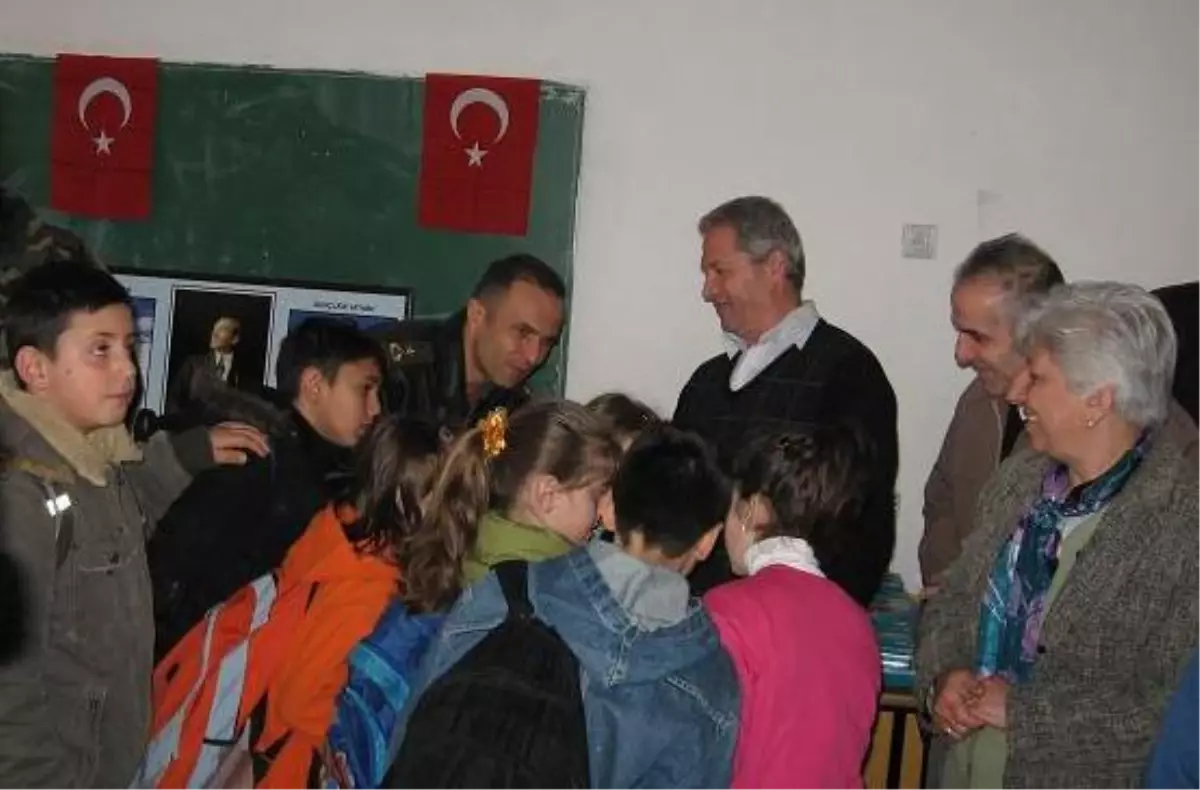 Amerika, Kosova'da Okul İnşa Etti