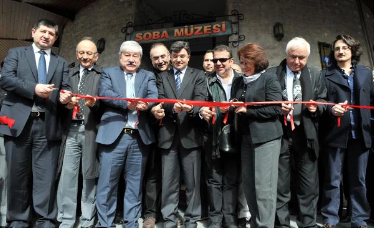 Türkiye\'nin İlk Soba Müzesi Açıldı