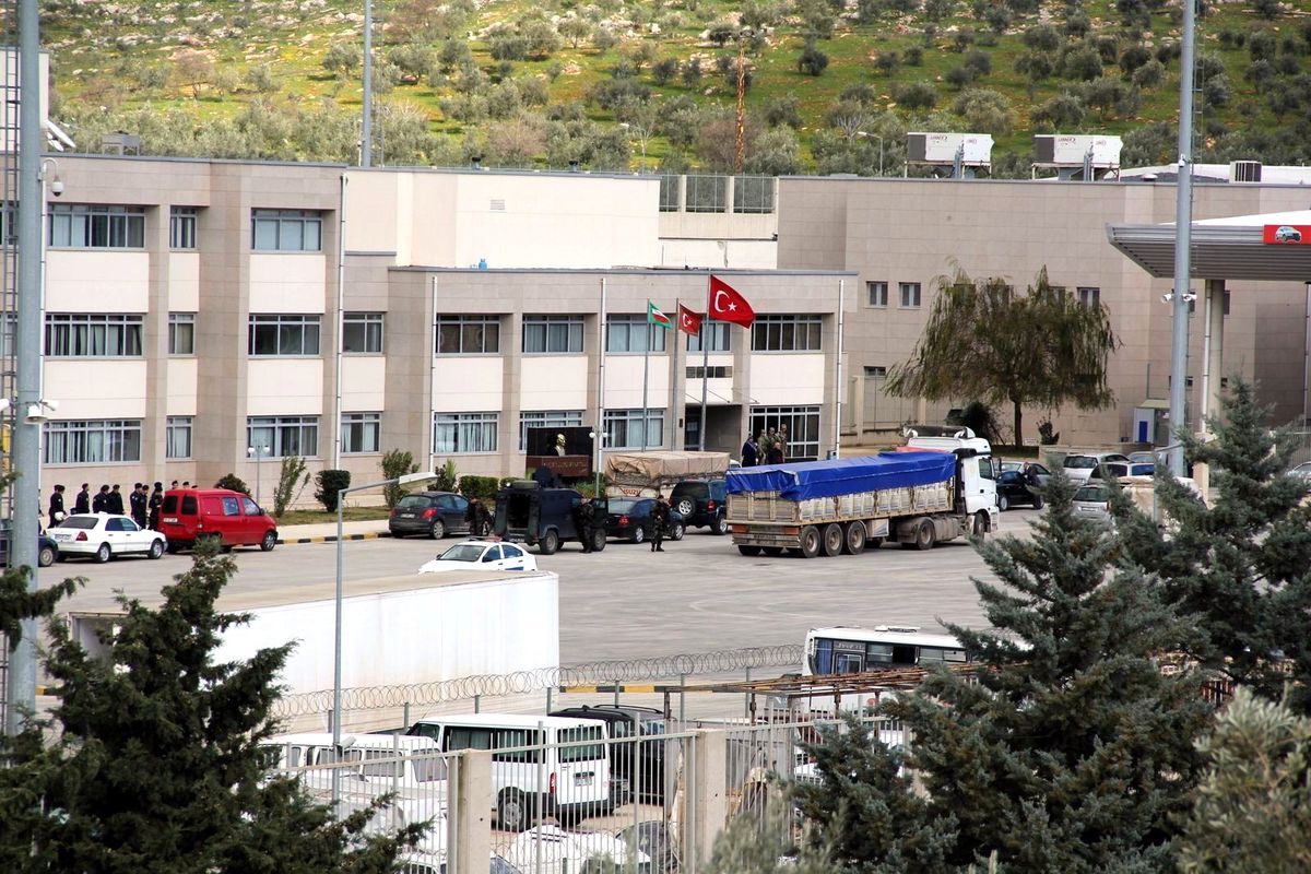 2. Ordu Komutanı Orgeneral Mendi Cilvegözü\'nde İncelemelerde Bulunuyor