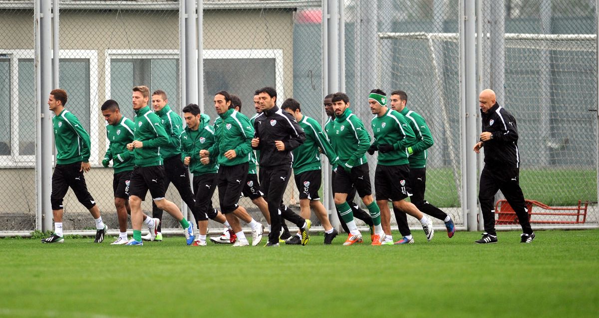 Bursaspor\'dan Neşeli Antrenman