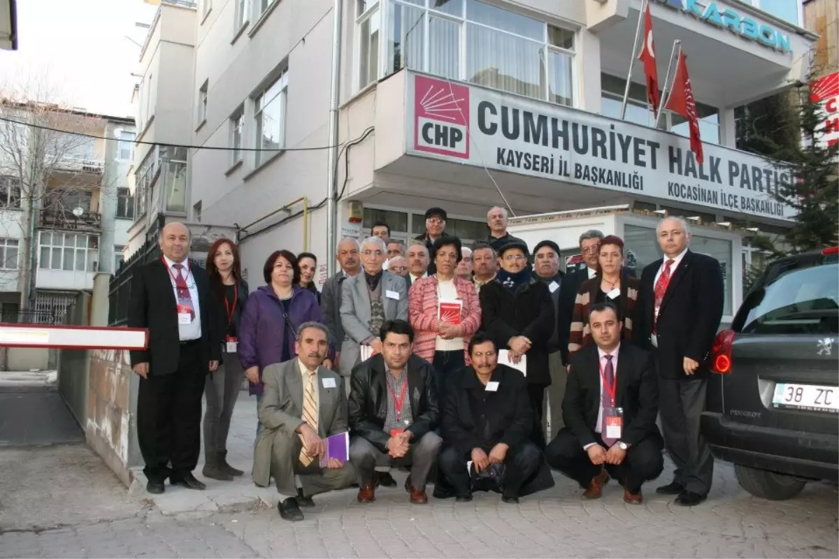 CHP\'de Parti Okulu, İlk Mezunlarını Proje Sonunda Verecek