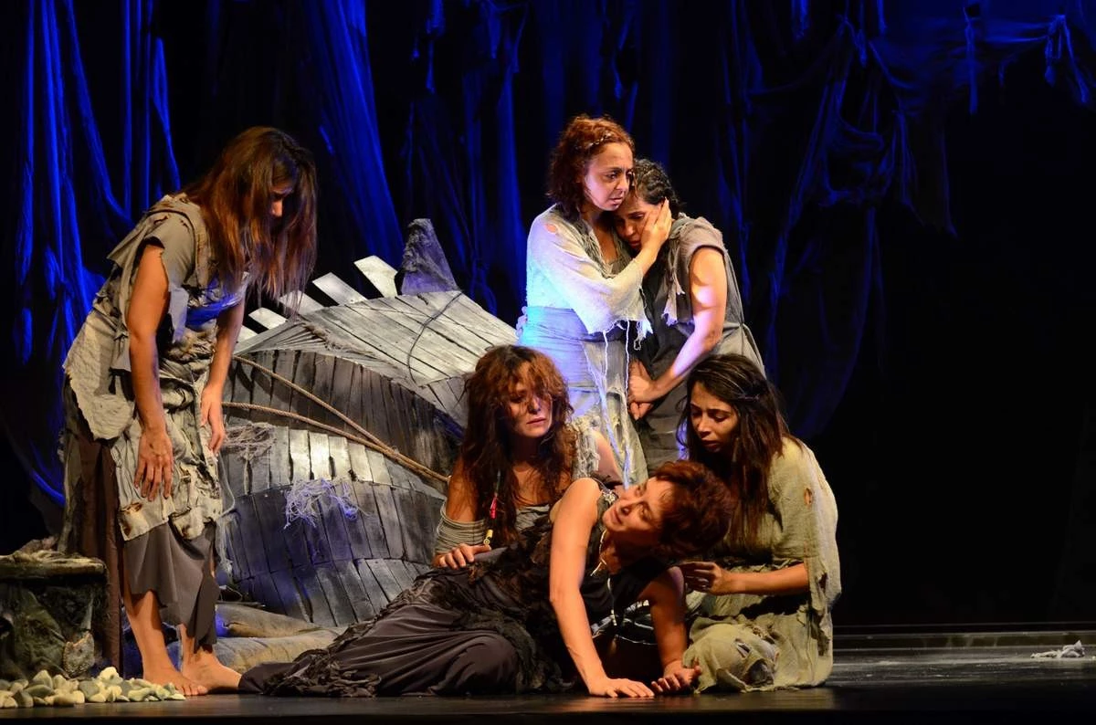 Eskişehir Şehir Tiyatroları "Troyalı Kadınlar" Adlı Oyunu İstanbul İzleyicisi ile Buluşturuyor