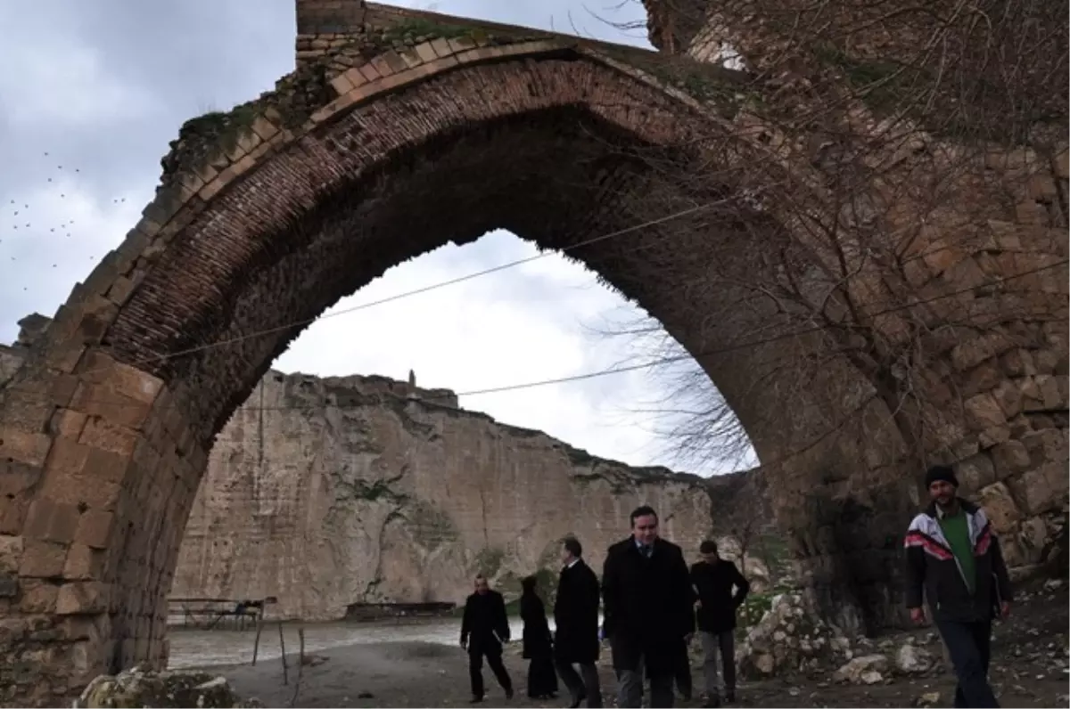 Hasankeyf\'te Gezi Güzergahı Çalışmaları Devam Ediyor