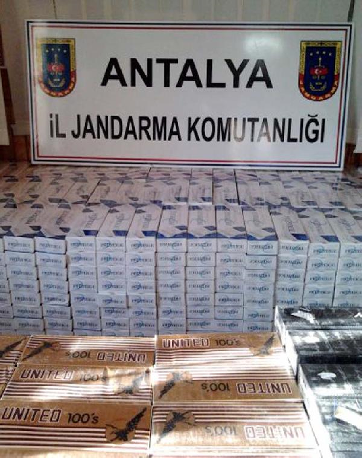 Jandarmadan Kaçak Sigara Operasyonu